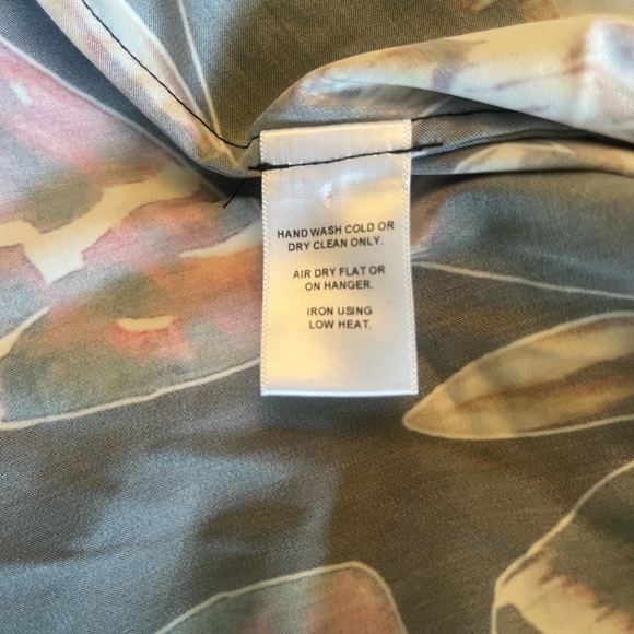 Butterfly Print Button Down Shirt - Picture 7 of 9